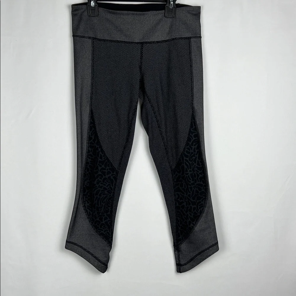 Lululemon Black and Gray Leggings‎
